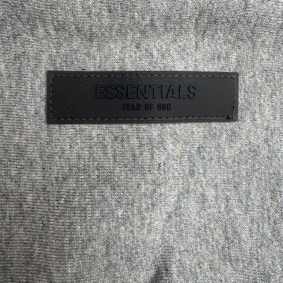 Fear Of God Essential Hoodies - Dark Oat - Picture 4 of 6